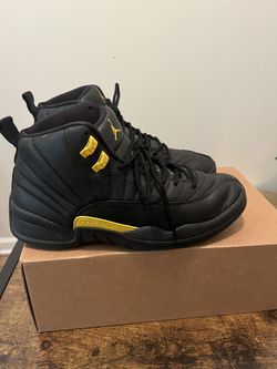 Jordan 12 Black Taxi Size 10.5