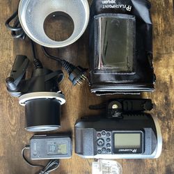 Flashpoint XPLOR600 TTL R2 – Complete Kit – $450!!