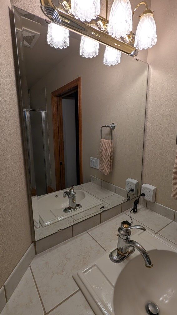 Beveled Bathroom Mirror 32