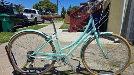 PUBLIC C7 step-through City Bike,
Small- medium Frame