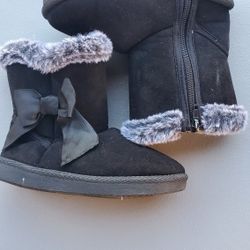 Snow Boots SZ12 kids