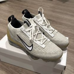 Men’s Size 8.5 Nike Vapormax 
