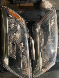 Headlights for Nissan Pathfinder (2013-2016)