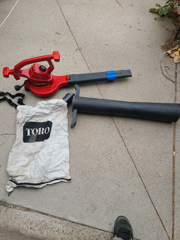 Used 250 Mph Electric Leaf Blower And Leaf Vac. Combo. Tube, Bag, And Shoulder Strap Included.