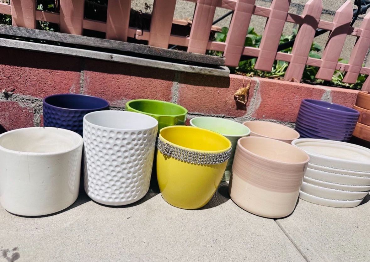 Small flower pots for sale
