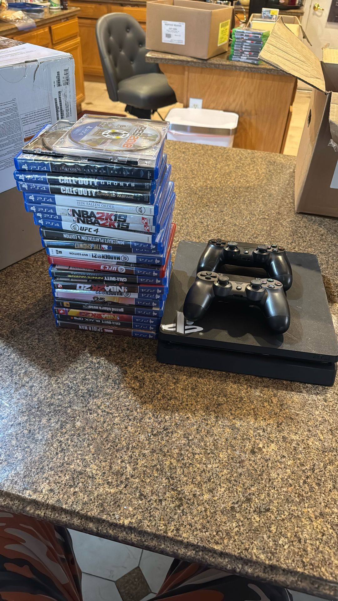 PS4 1TBAnd 21 Games, Two Controllers, Cables