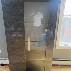 China cabinet 