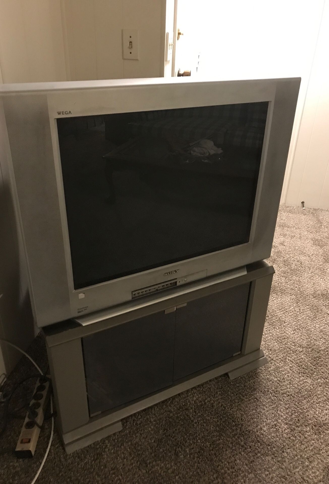 Old Sony tv with stand