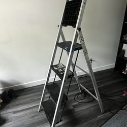 Step Ladder ( See Photos for Specs)