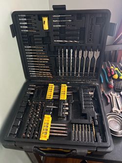 TOOL LOT – DEWALT + TONS OF SOCKETS, RATCHETS & HAND TOOLS also everything you see in pics