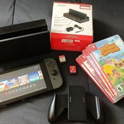 Nintendo Switch Bundle - Console / 7 Games / Accessories 
