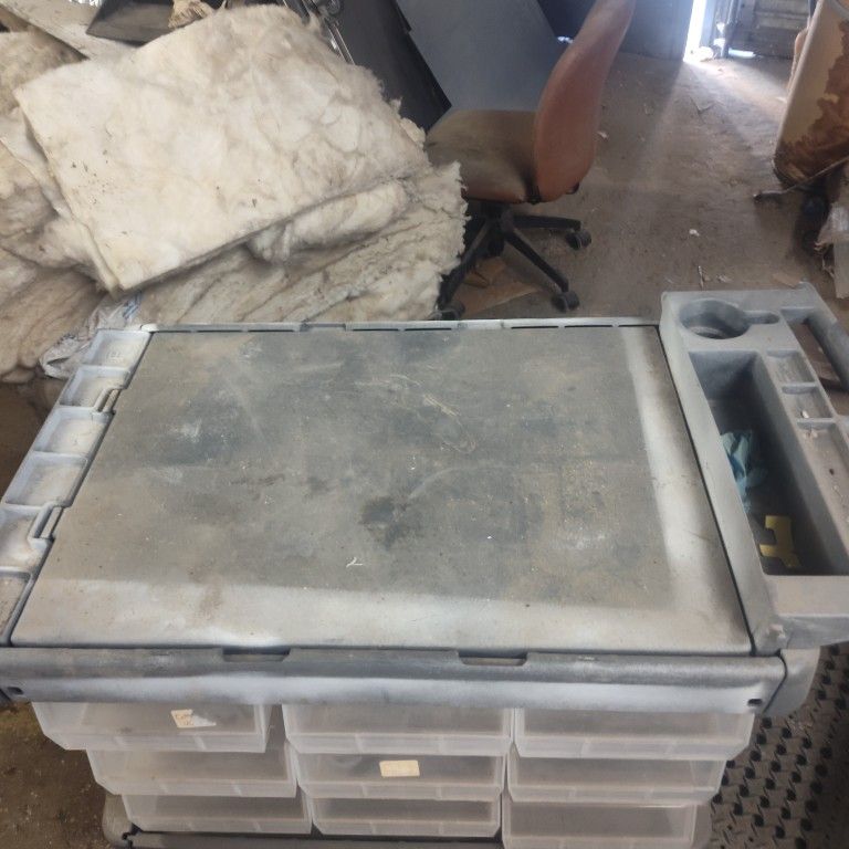 Mobile Workstation/Bin Cart