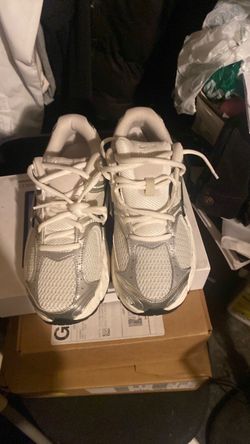 Nike runners size M8/W9.5