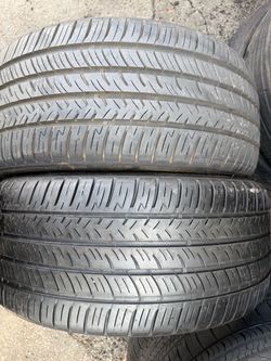 (2) 235/40R19 PAIR OF USED TIRES ADVANTA 65% LIFE !!