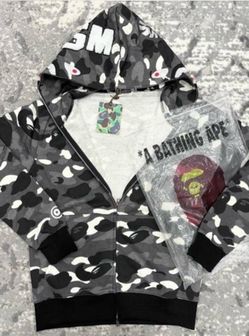 Bape hoodie , black , m