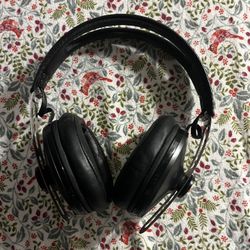 Sennheiser Momentum Noise Cancelling Headphones