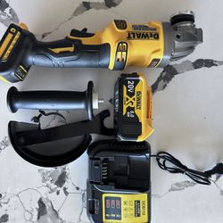 Dewalt  XR Brushless Angle Grinder 