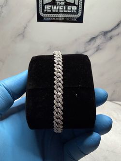 8” 8mm VVS D Moissanite Monaco Cuban Bracelet