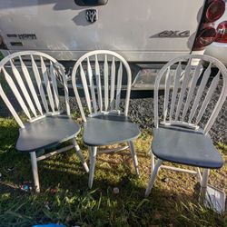 Free project Table And Chairs