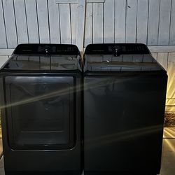 Free Delivery - Matching Washer And Dryer