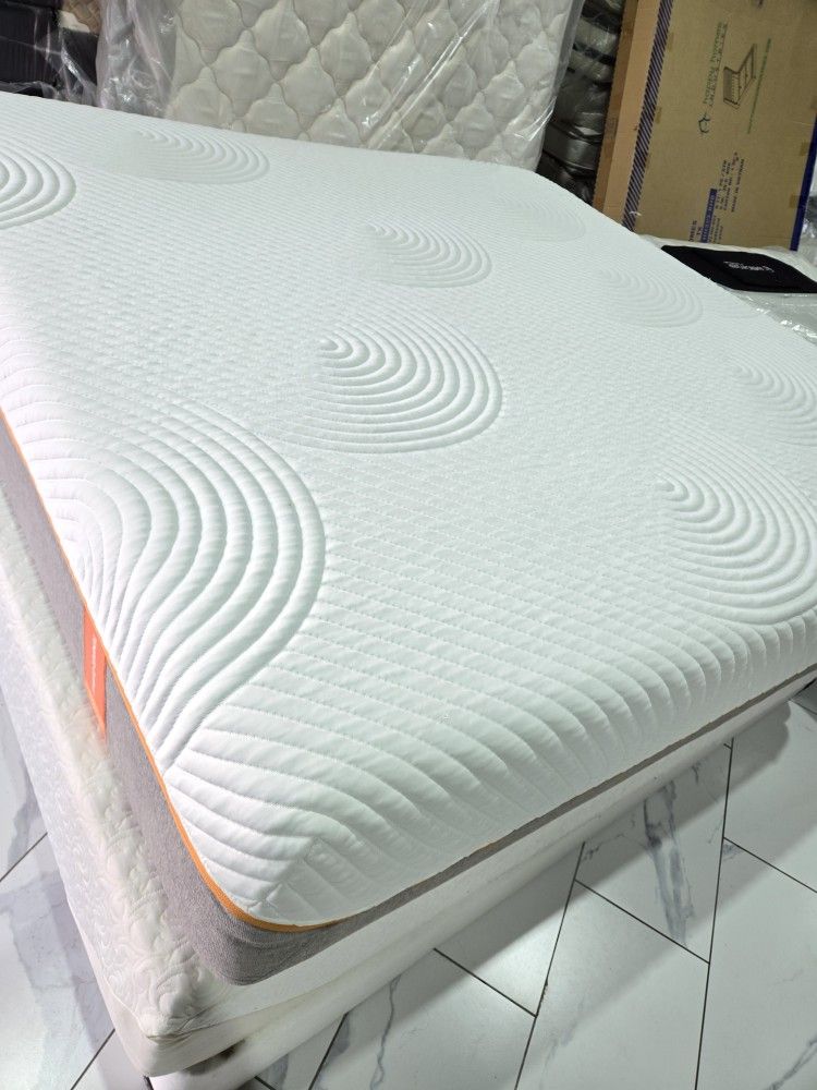King Size Mattress Set Tempurpedic