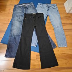 3 pairs Ladies size 26 Jeans
