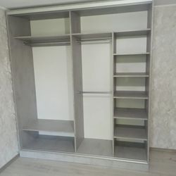 Modern Gray Closet Organizer / Closet Organizador Moderno en Color Gris