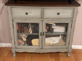 Dresser