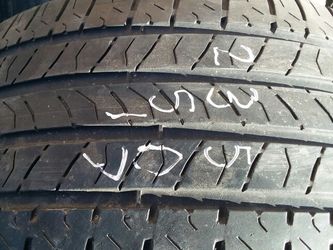 235 50 17 one good Michelin car tire
