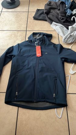 33,000 ft dark blue size medium