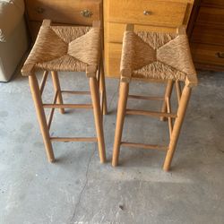 2 Wicker Bar Stools