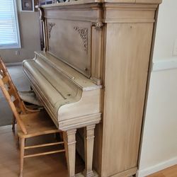 Free upright piano