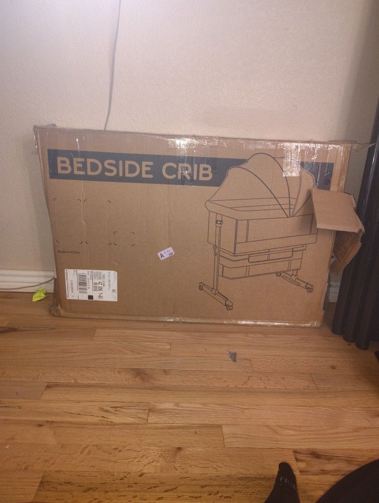 Bedside Crib, Bassinet