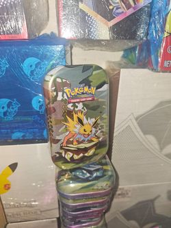 $35 Prismatic mini tin Jolteon Pokemon TCG