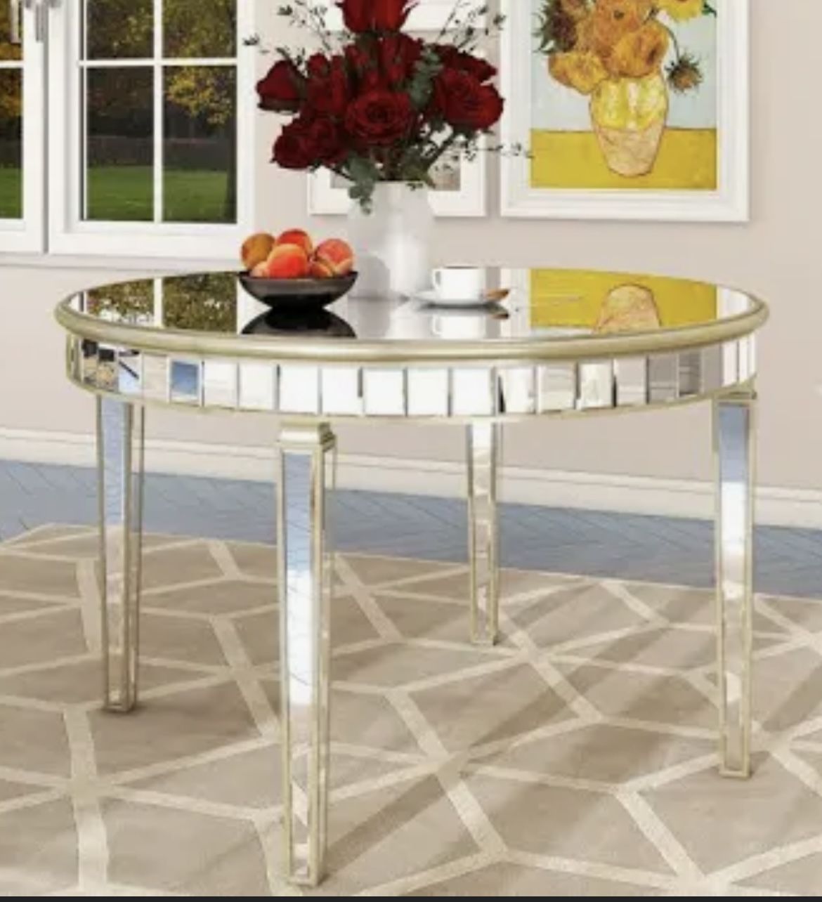 Round Mirrored Beautiful Breakfast /dining Table Brand New Still In Box