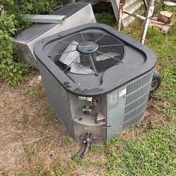 Condenser 3.5 Ton R22 Working Good