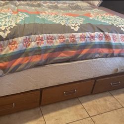 Sleep Number Bed  With Remote King Size