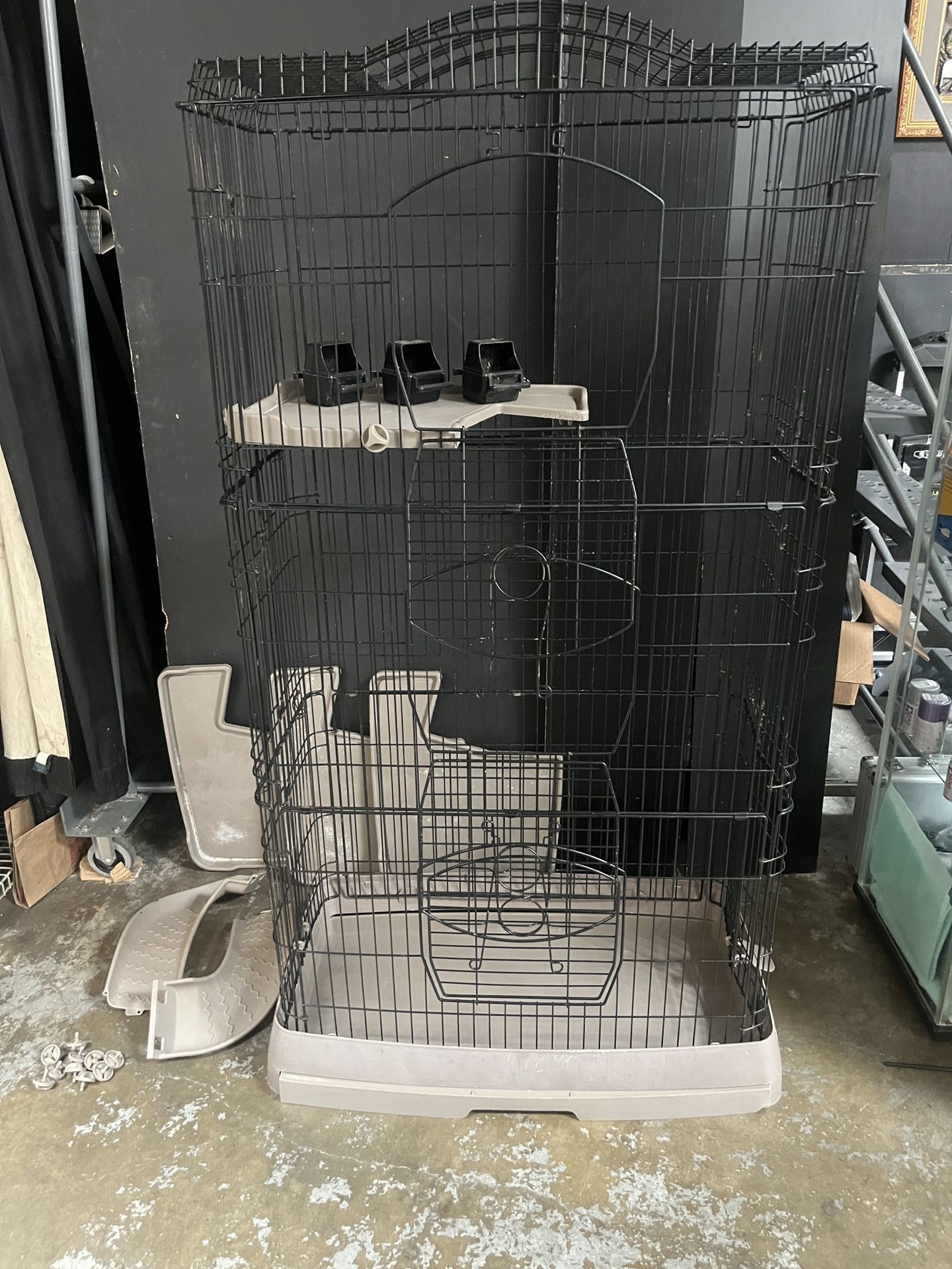 Birdcage 5’tall 3’wide 16” Deep 3 Levels 