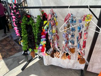 Flower leis