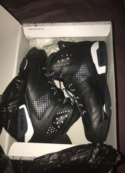 *Deadstock* Jordan Black Cat 6s size 10.5