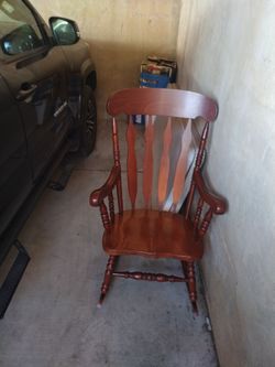 Silla mecedora de Madera