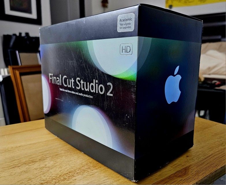 Final Cut Studio 2 – Excellent Condition (Rear )