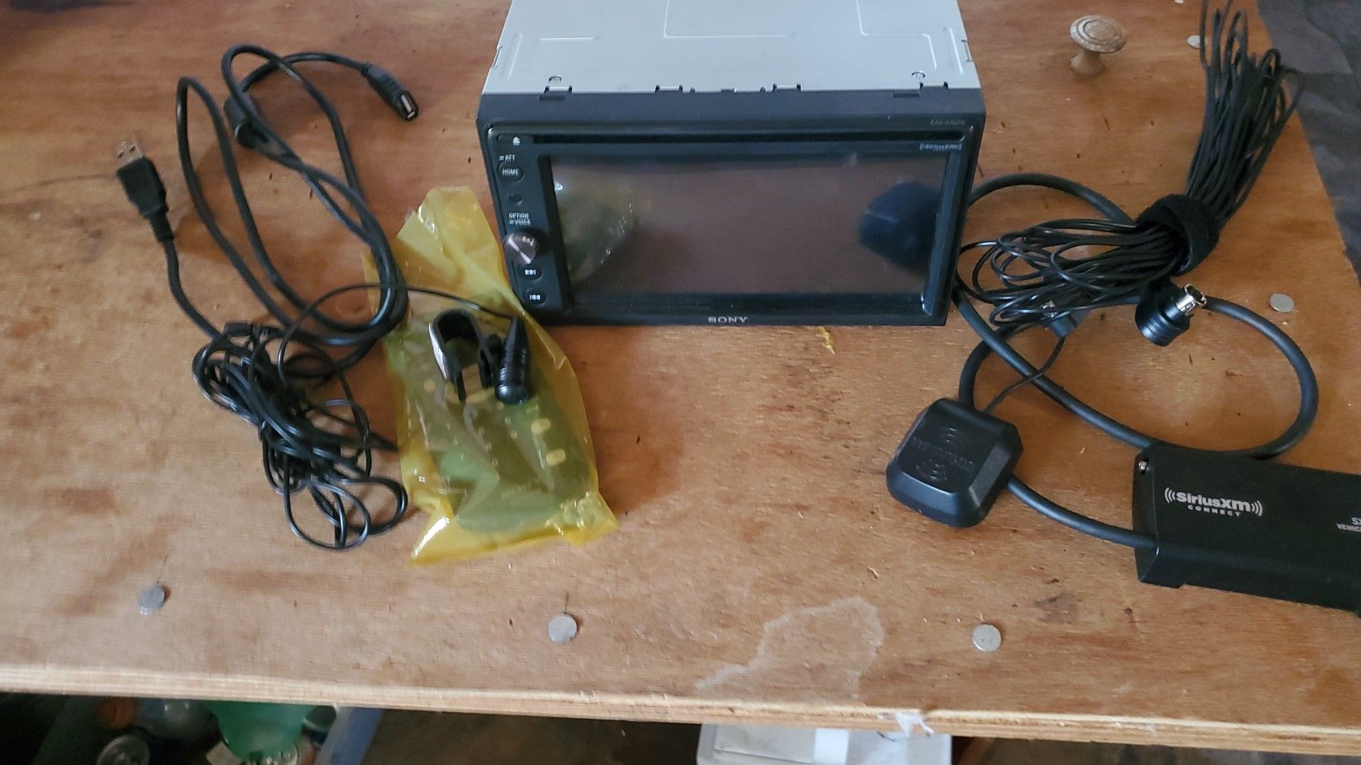 Sony XAV-AX210