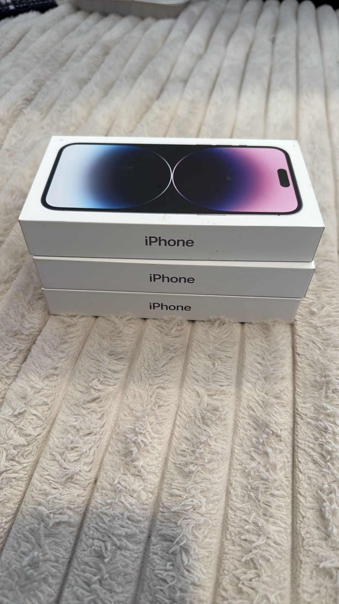 3 iPhone 14 Pro Max Boxes