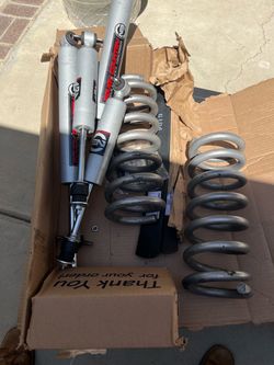 2 inch rough country Lift Kit for s10/blazer/jimmy/sonoma