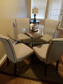 Round Glass Top Dining Table.