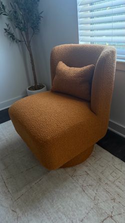 Accent chairs