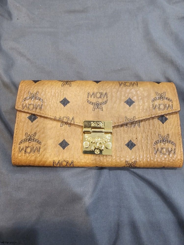 Mcm Wallet