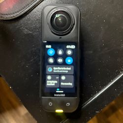 Insta 360 X5 