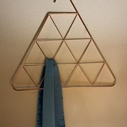 Scarf Hanger